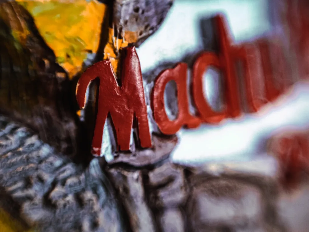 华南自动化产线安全升级方案：安全光幕与限位开关的协同应用解析